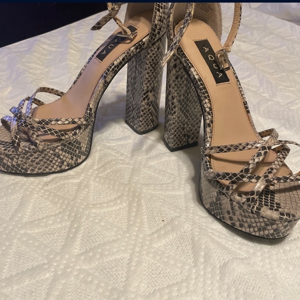 Aqua Milo Snake Print Heels- Women | Color: Grey  Size 6M